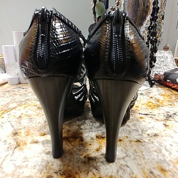Qupid Black Cage High Heel Sandals US 8.5 - Picture 5 of 7